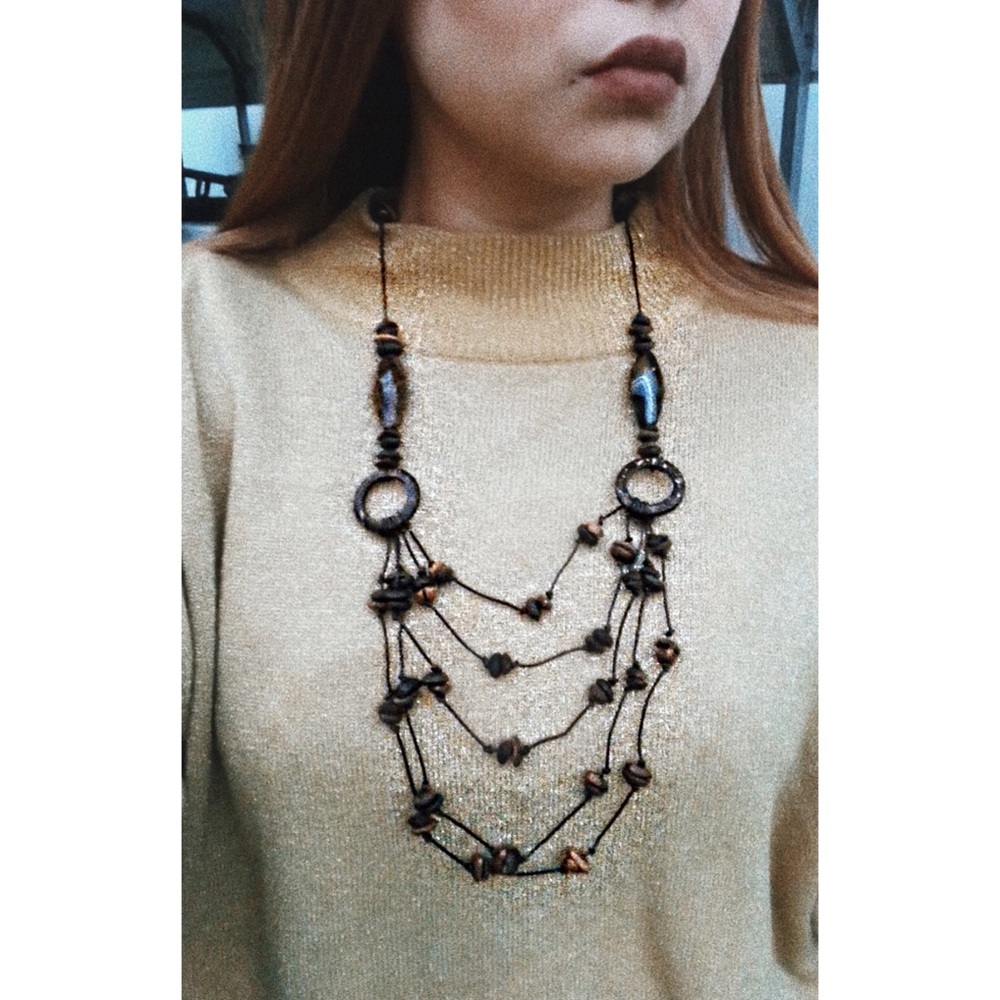Coffee beans and coconut shells necklace ☕️ 🥥